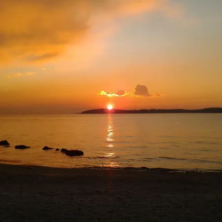 Elma アパート プーラ